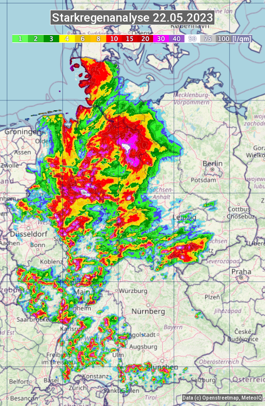 Karte mit Unwetteranalyse