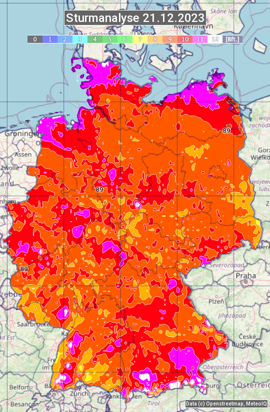 Karte mit Unwetteranalyse